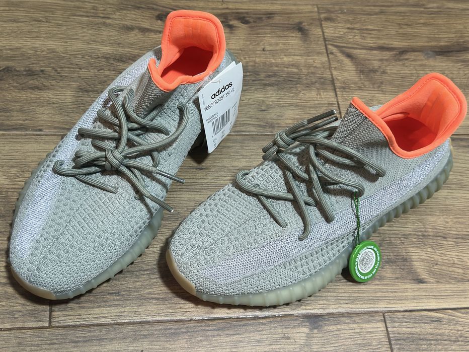 Adidasi Yeezy Boost 350 V2