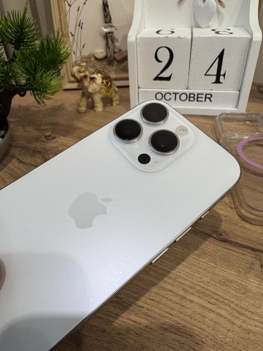iPhone 16 pro 128gb