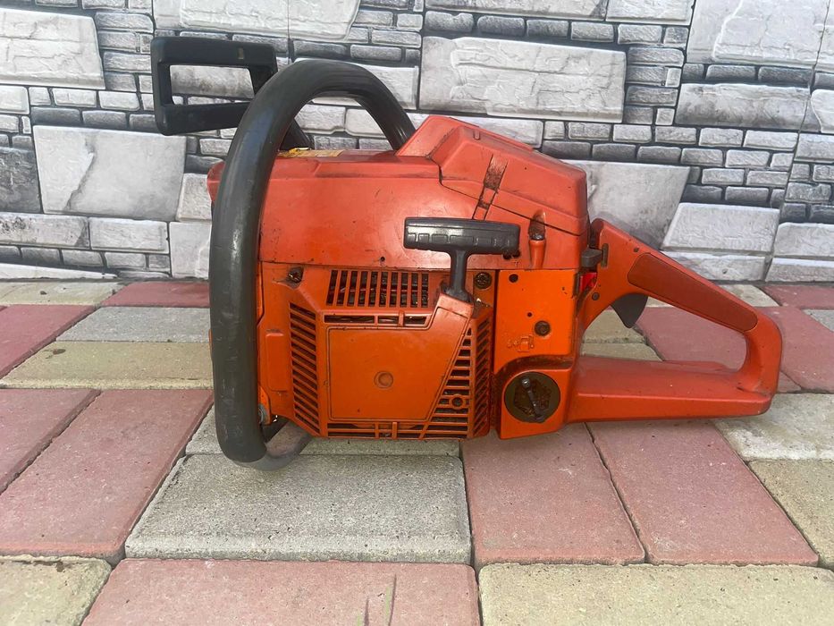 Husqvarna 262 XP – 61,5 cm³ – 3,4 kW