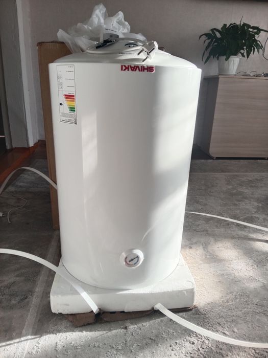 Аристон 80 л  новое