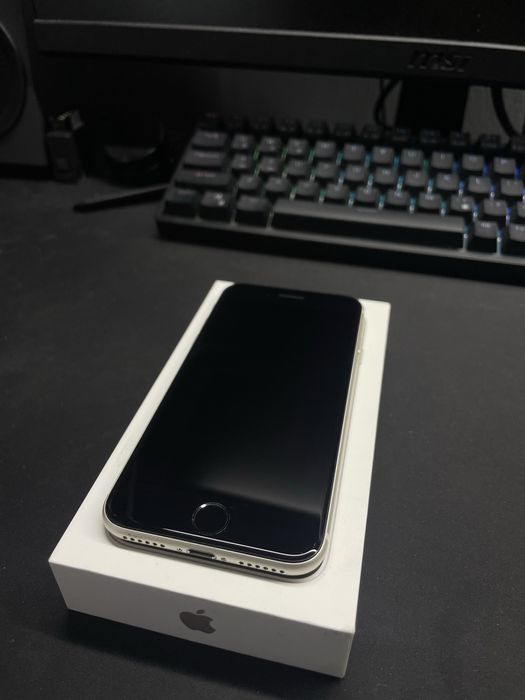 iPhone SE 2022 (3rd Gen) 128 GB