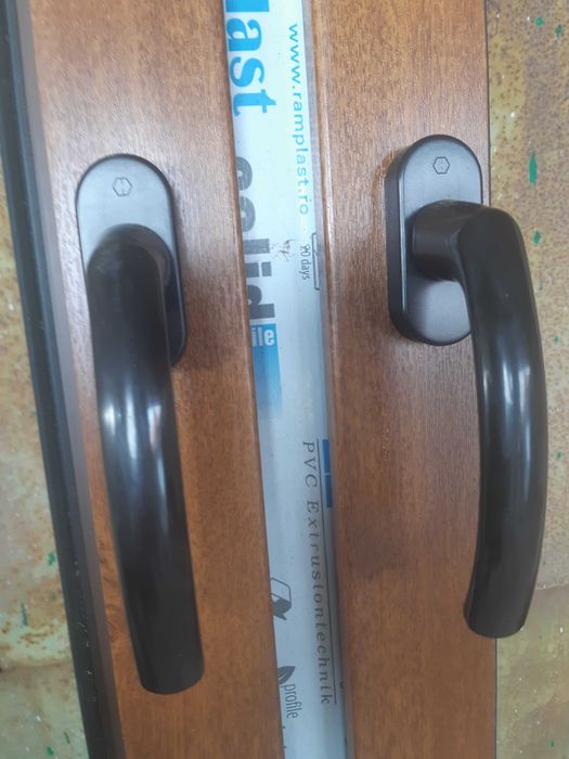 Vand tamplarie pvc din stoc