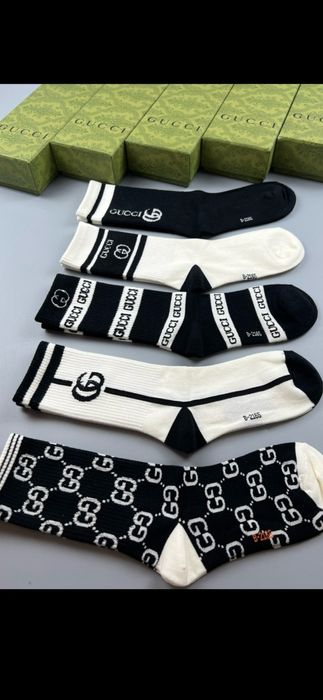 Șosete Gucci model 2026(prețul este ptr o pereche)