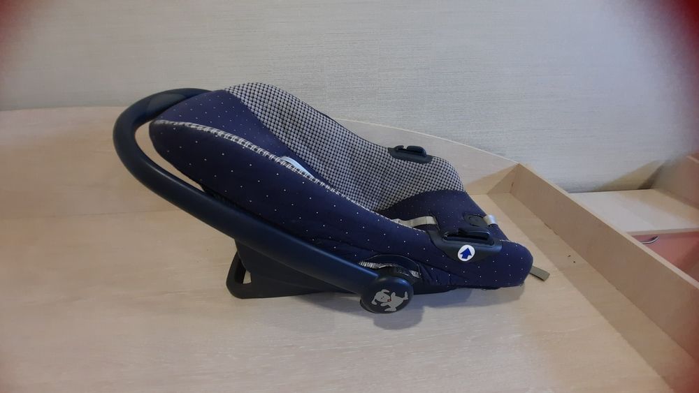 Продам автолюльку