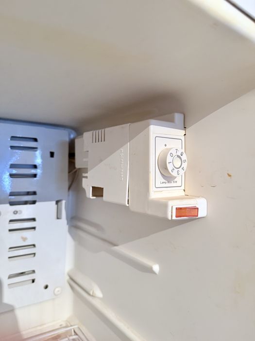 Холодильник витринный