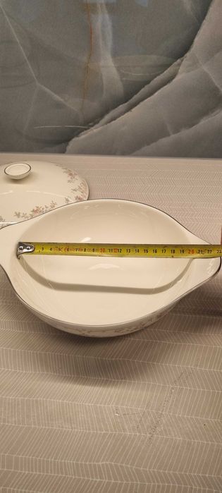 Порцеланов супник, съд за топло сервиране Royal Doulton