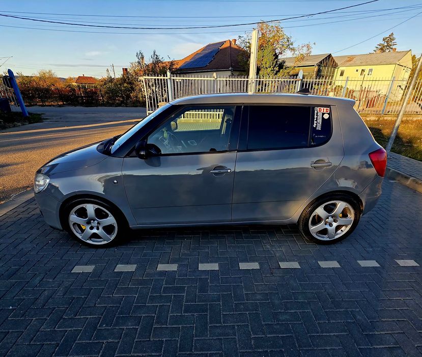 Vând Skoda Fabia