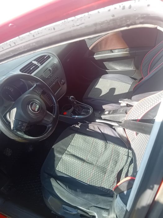 Vând seat Leon impecabil!