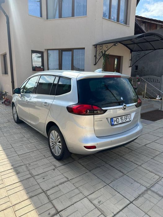 Opel Zamfira 2018