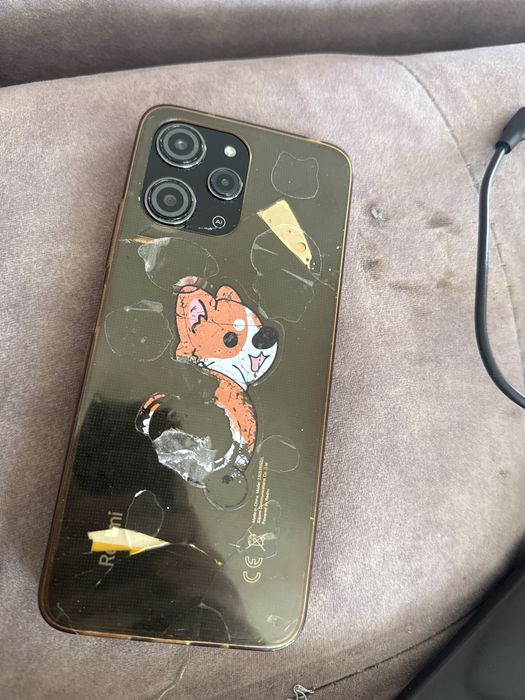 Продам redmi12 коропка есть