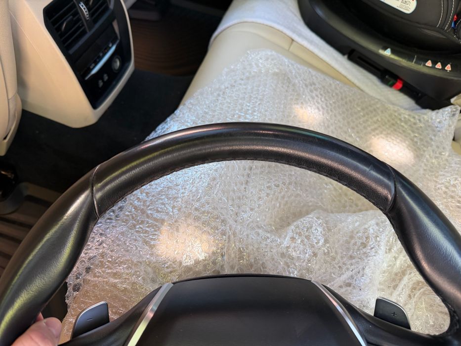 Волан БМВ г20 врибрация,пера