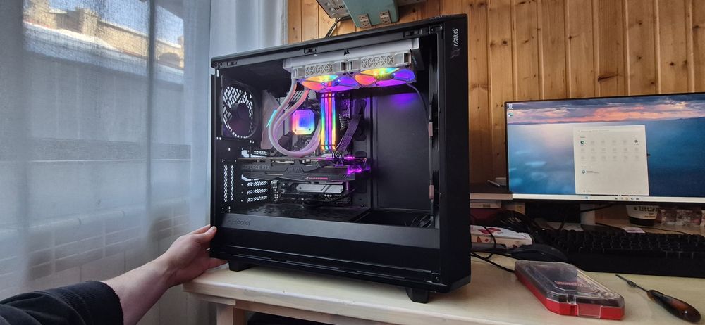 Carcasă pc gaming Fractal Design Meshify 2 Black geam transparenta