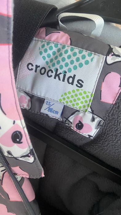 Продам зимний комбинезон до 1,5 года