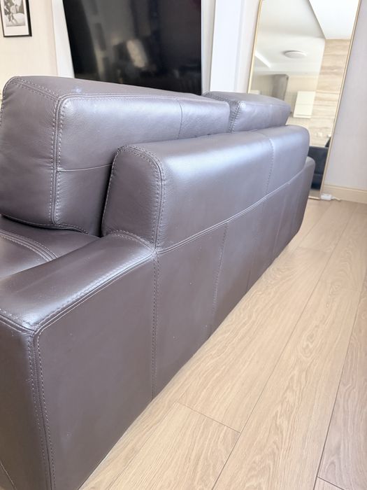 Диван из натуральной кожи