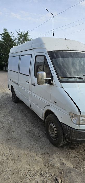 Мерседес спринтер