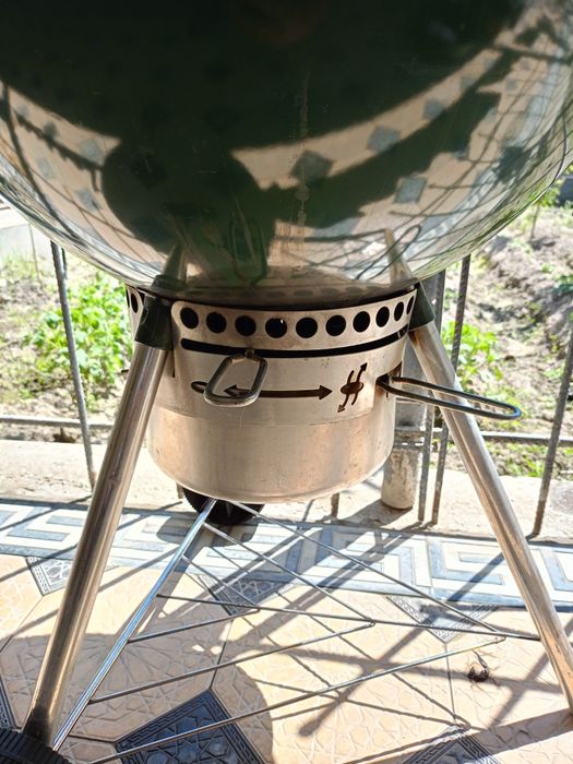 Угльный гриль WEBER почти новый