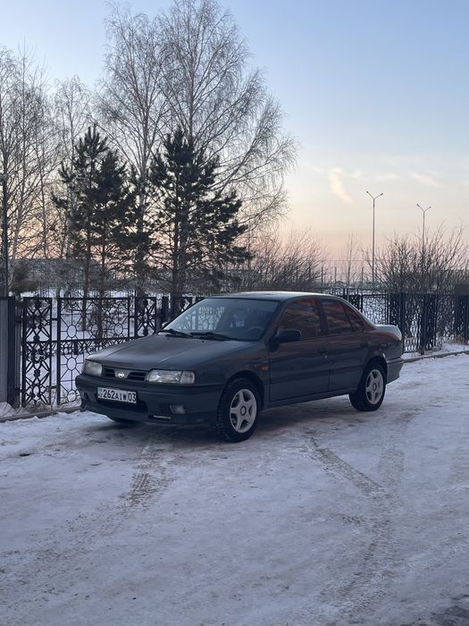 Nissan primera p10