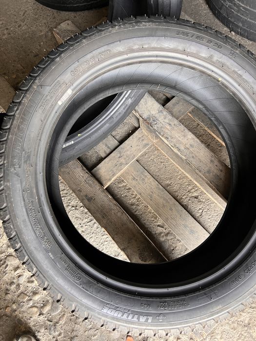 2 anvelope M+S  245/45/20 , Michelin , 6 mm