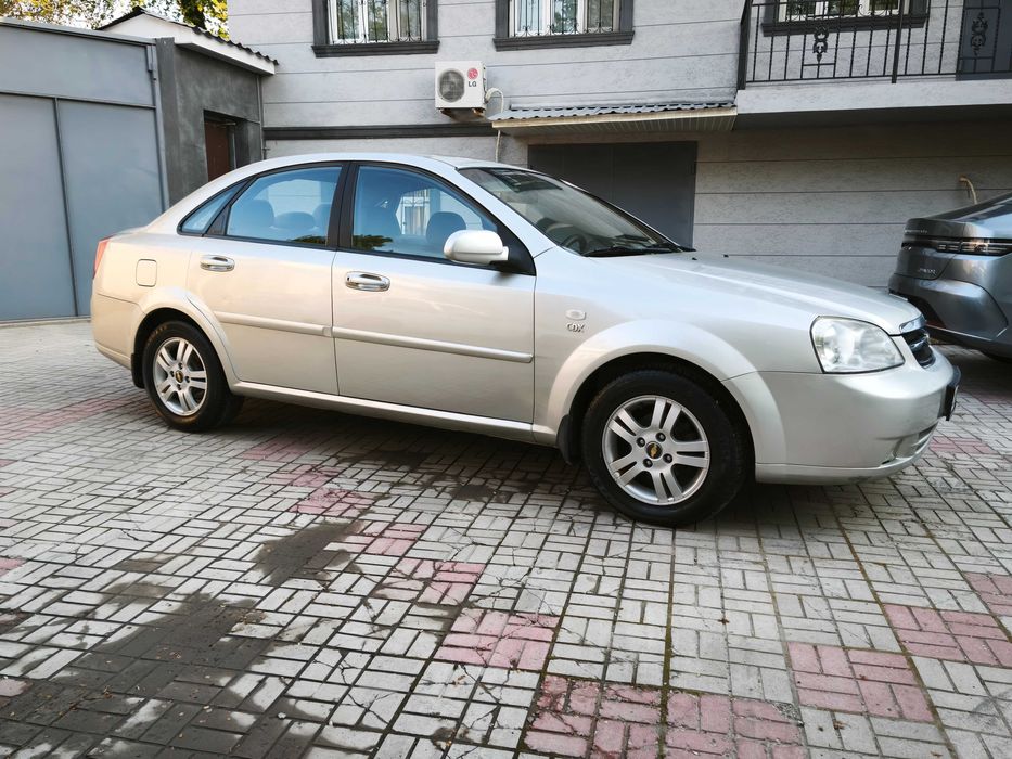 Ласетти 1,8 2009 г