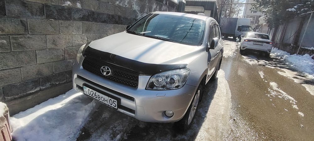 Тойота Раф 4. Газ/бензин