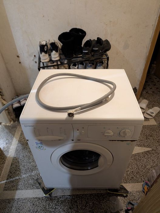 Пералня Индесит Indesit