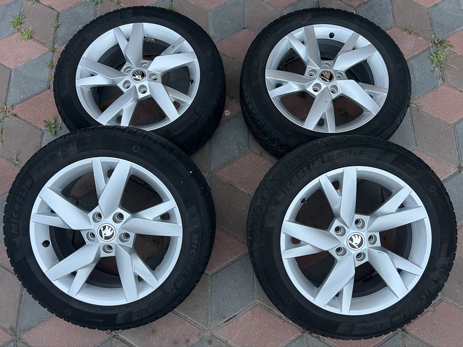 Jante Aliaj  R17 Skoda Octavia/Superb/Cu ANVELOPE M+S