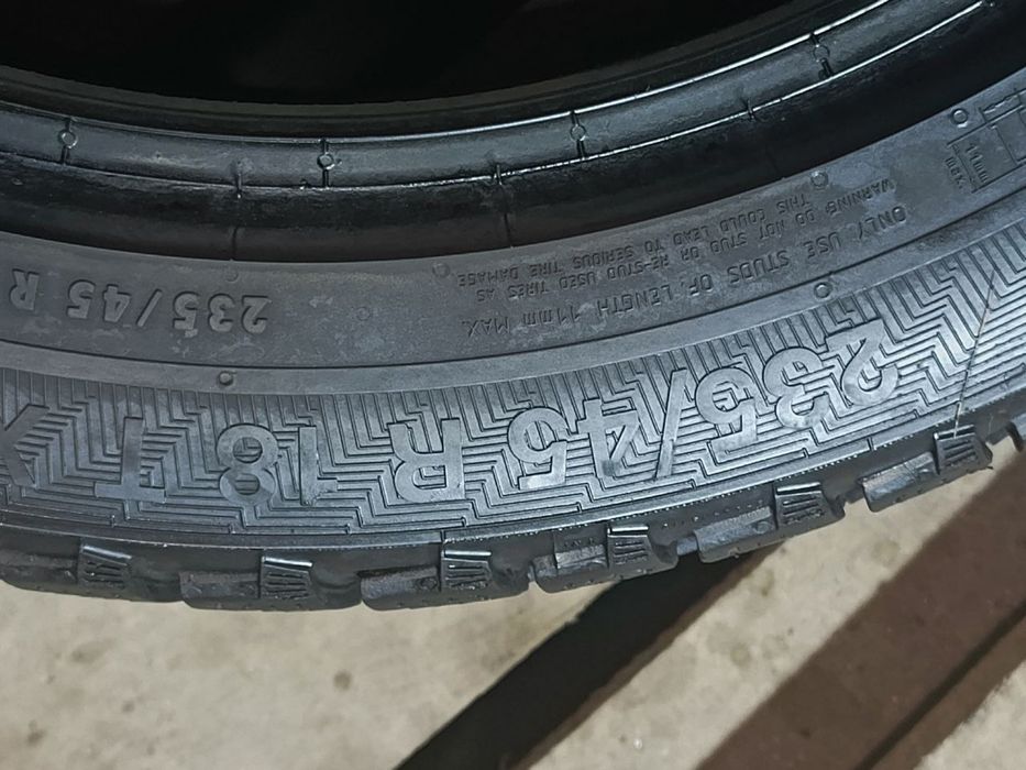 235/45/18 пара зимних шин