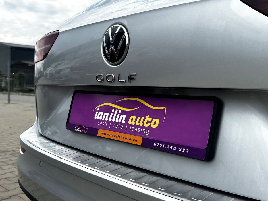 Volkswagen Golf Variant 2.0 TDI SCR Life | Panoramic | Garantie |  Credit sau Leasing