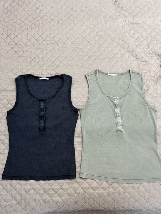 Топ Zara (2шт) с потертостями на кнопках, размер М