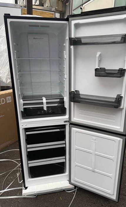 Холодильник Ziffler FRF-290BFB Inverter No Frost