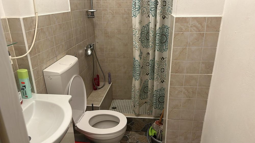 Inchiriez garsoniera zona kaufland autogara