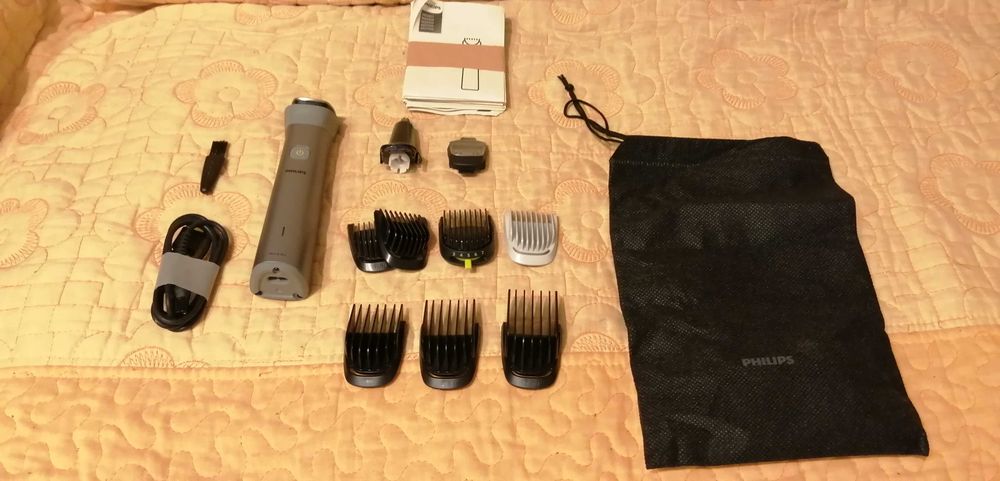 Aparat de tuns barba si parul Philips 5000, aproape nou, cu garantie