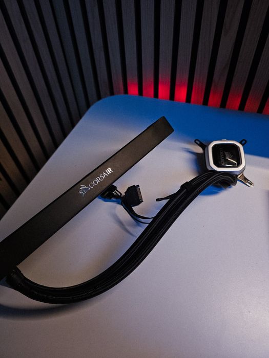 Intel Core 19-9900K +  32gb ddr4 рам + Дъно MSI MAG Z390 Tomahawk 

​8