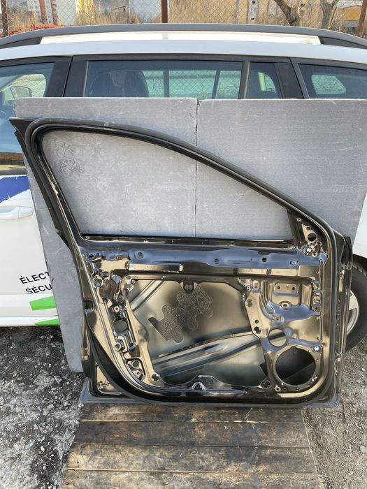 Предна лява врата за Skoda Octavia 4 IV Шкода Октавиа 4  2020г-