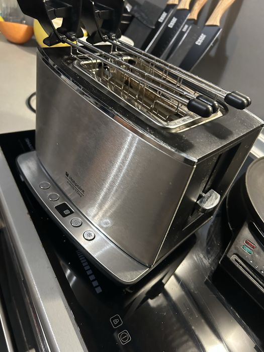 Тостер Hotpoint Ariston