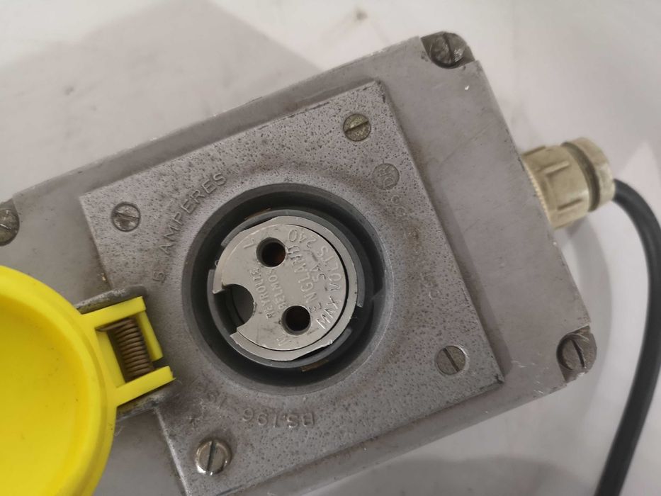 Разклонител 110V