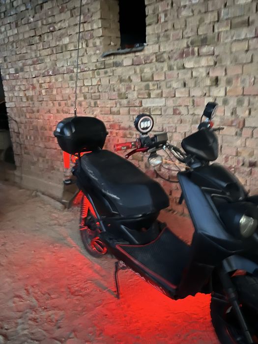 продам бумер сост идаел