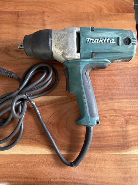 Ударен Гайковерт Makita TW 0350