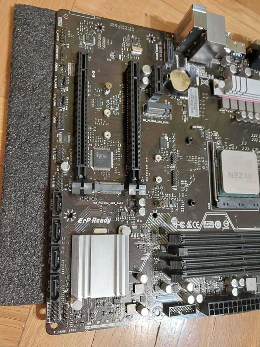 Ryzen 5 3600 + Biostar B550MX/E Pro ver.6.0 + Wraith Stealth