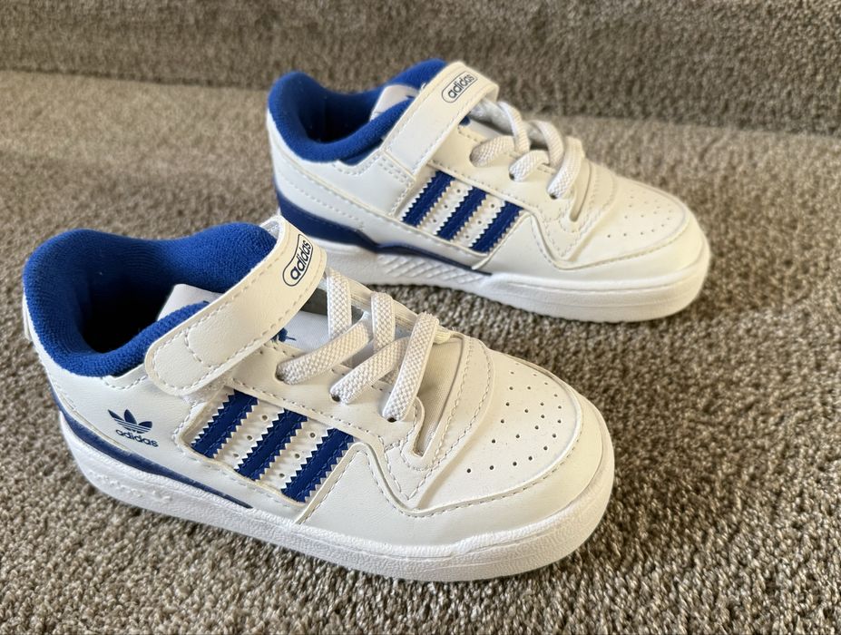 Детски маратонки ADIDAS размер 26