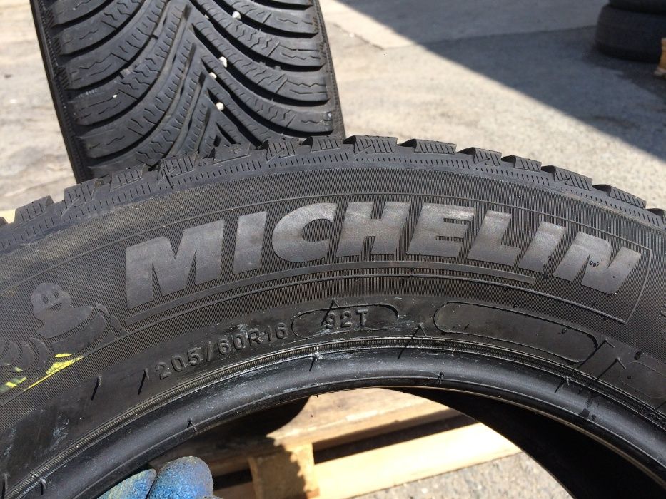 205/60/16 Мишелин ДОТ 2015 г - 6,9 мм