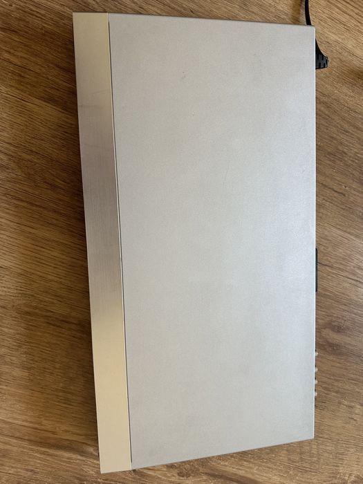 Продавам Ди ви ди