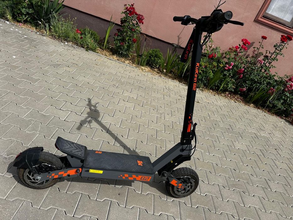 Vand Kukirin G2 cu doar 256 km , ca si nou