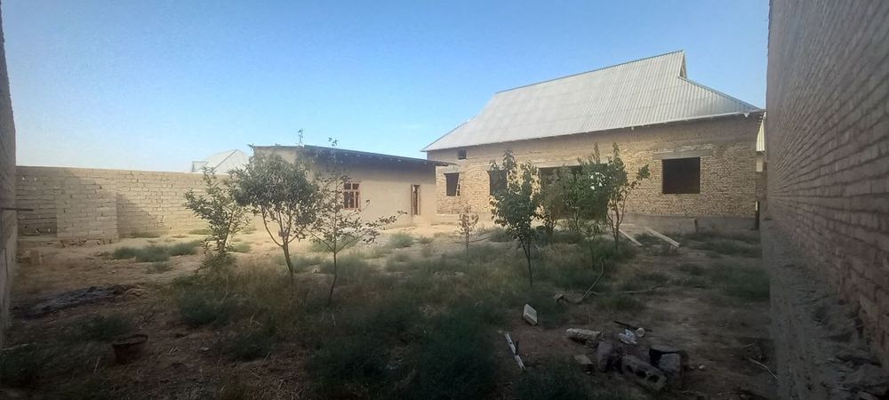 6 sotixli uy sotiladi tez kunda