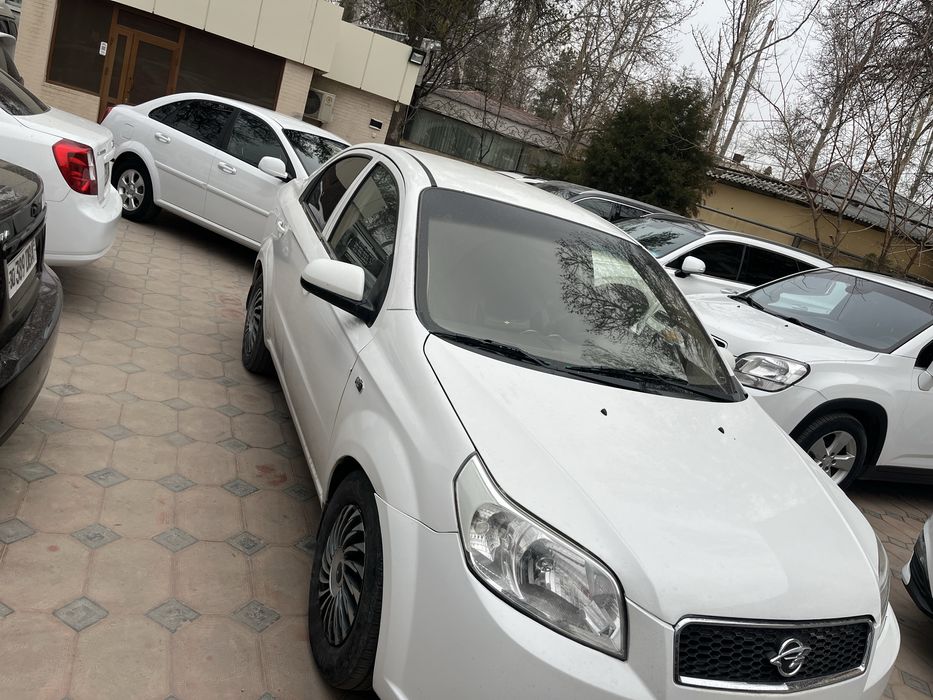 Neksya 3 avtomat 2016 yil metangaz sotuvda