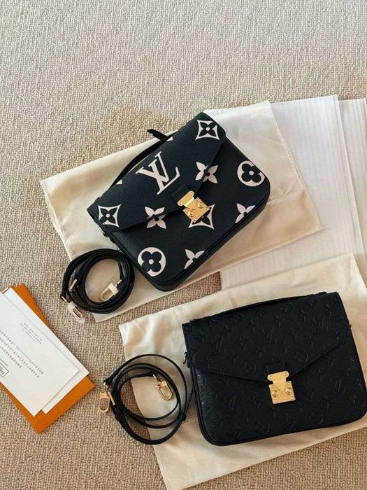 Geanta de mana dama Louis Vuitton 0130.64