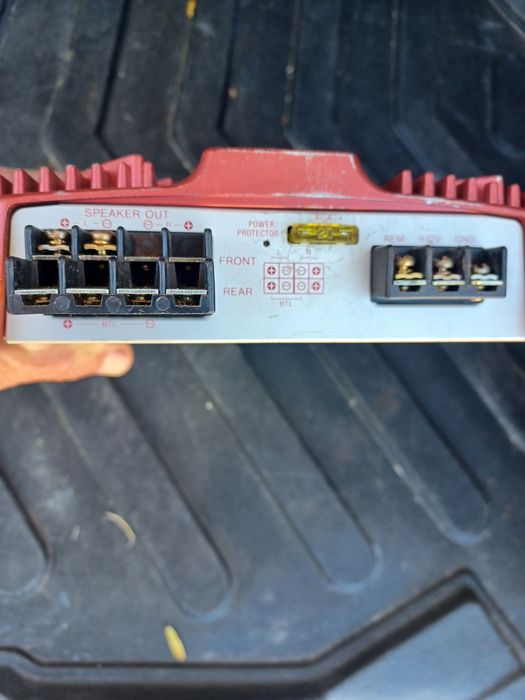 Усилвател за кола