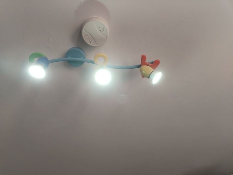 Лампи детска стая