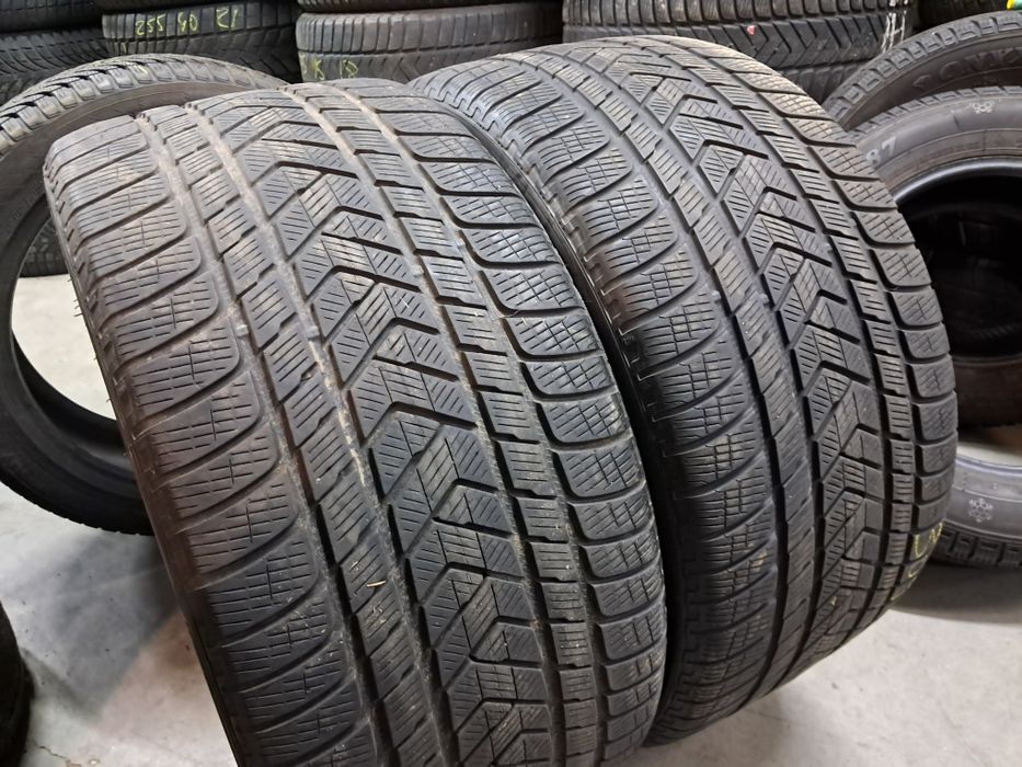 Anvelope second iarna 305 35 R21 Pirelli