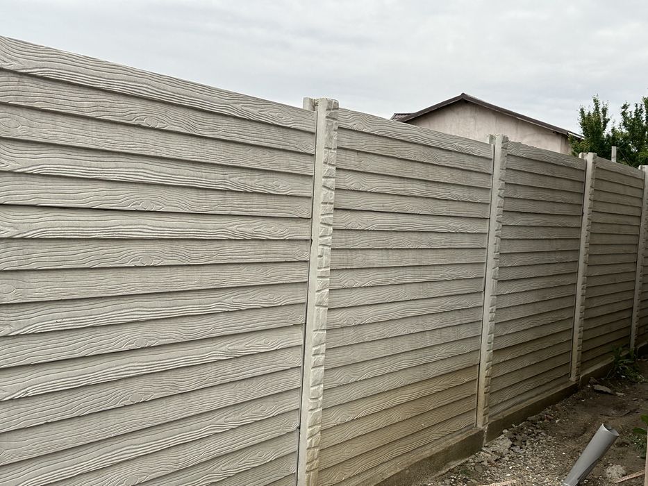 Gard din placi de beton aditivat ciment 52R